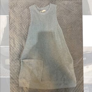 Ann Taylor Loft - Long sweater split end tank
